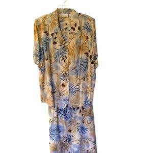 Alfred Dunner 2 pc ladies sz 18 wide top and skirt.